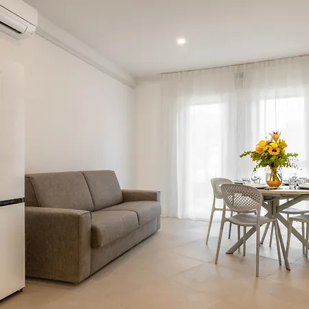 Piazza Mazzini A 100m Dal Mare Con Parcheggio E Apartment *